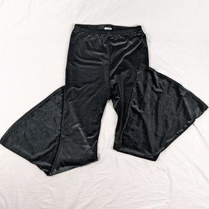 Rokoko flared trousers in black velvet